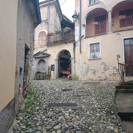 La Corte Del Poeta Arcumeggia Exterior foto